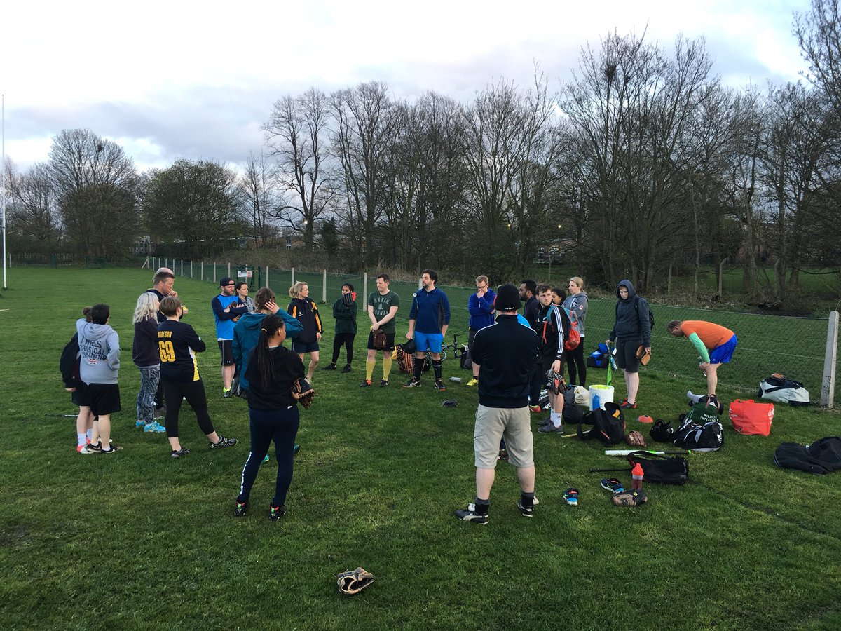 Manchester Thunder Softball Club tweet media