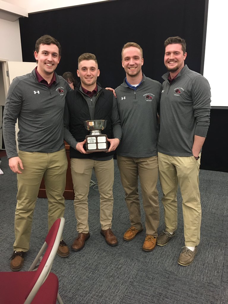 FPU_MIH's tweet photo. Your 2018 Brain Bowl Champions!  @FPUniversity @FPUathletics https://t.co/77Z2Oc5ZVK