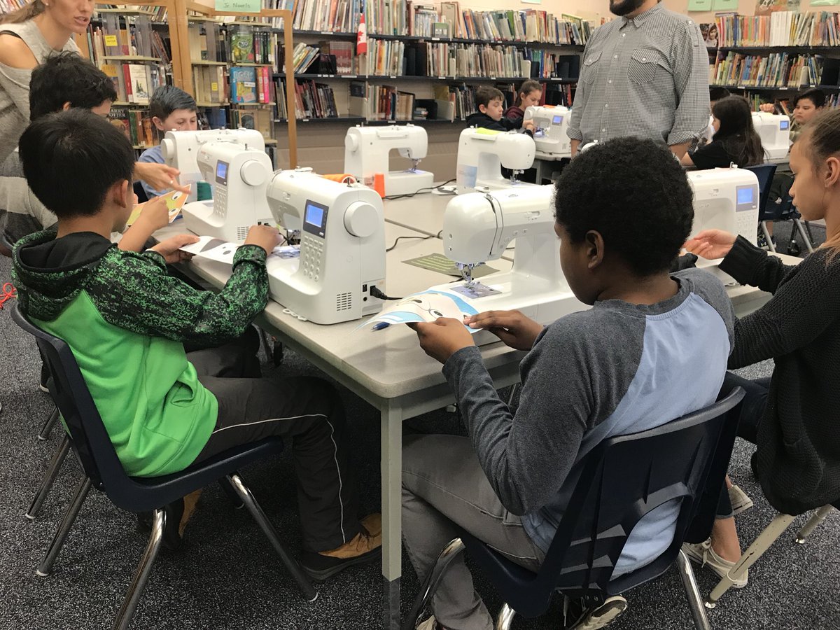 SettlersGreenPS's tweet photo. Day 1 of sewing with @MeDeniseWild. An amazing, fun experience and practical! Hard to believe even our kindergartens finished a project #confidence #newexperience #awesometeachers https://t.co/v5wKlOnHgL