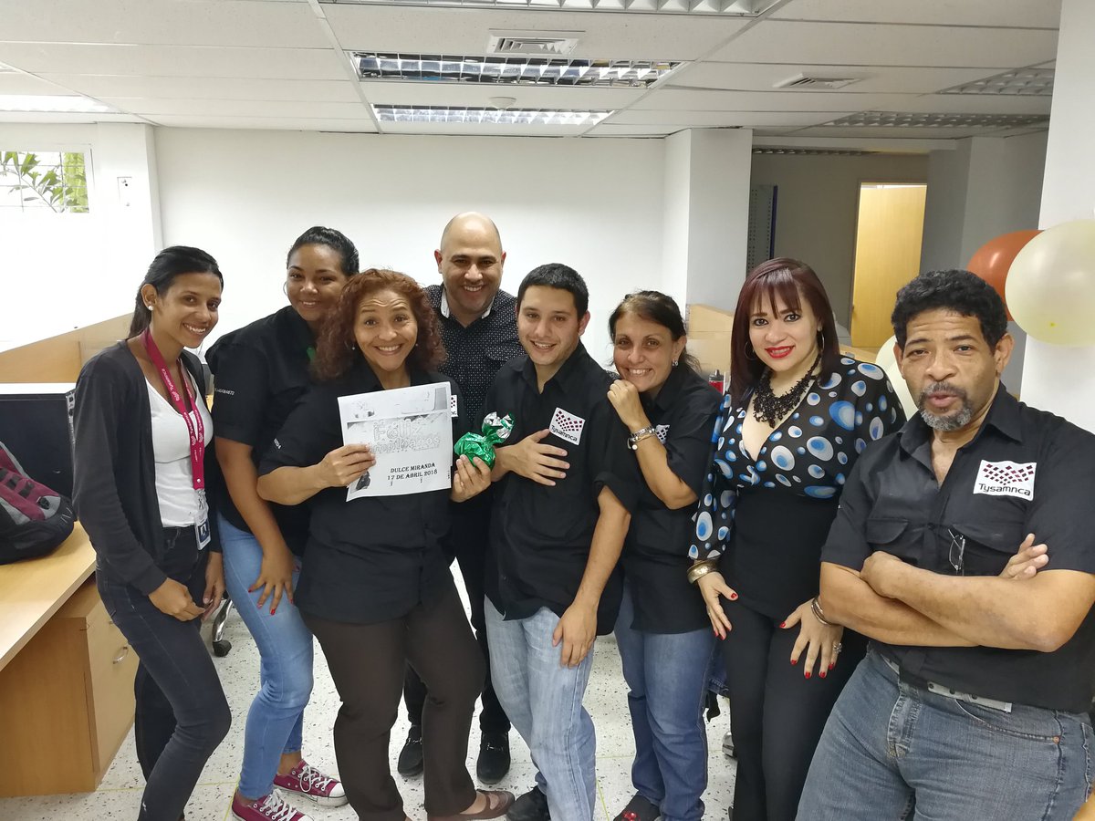TYSAMNCA's tweet photo. En equipo unido creciendo y aprendiendo cada día más... #team4.0 https://t.co/sJIJA0fXNA