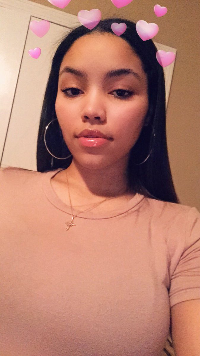 lamiyamichelle_'s tweet photo. Itโs okay to be a little late #finelgbt ๐ https://t.co/ek3DY1AJrS