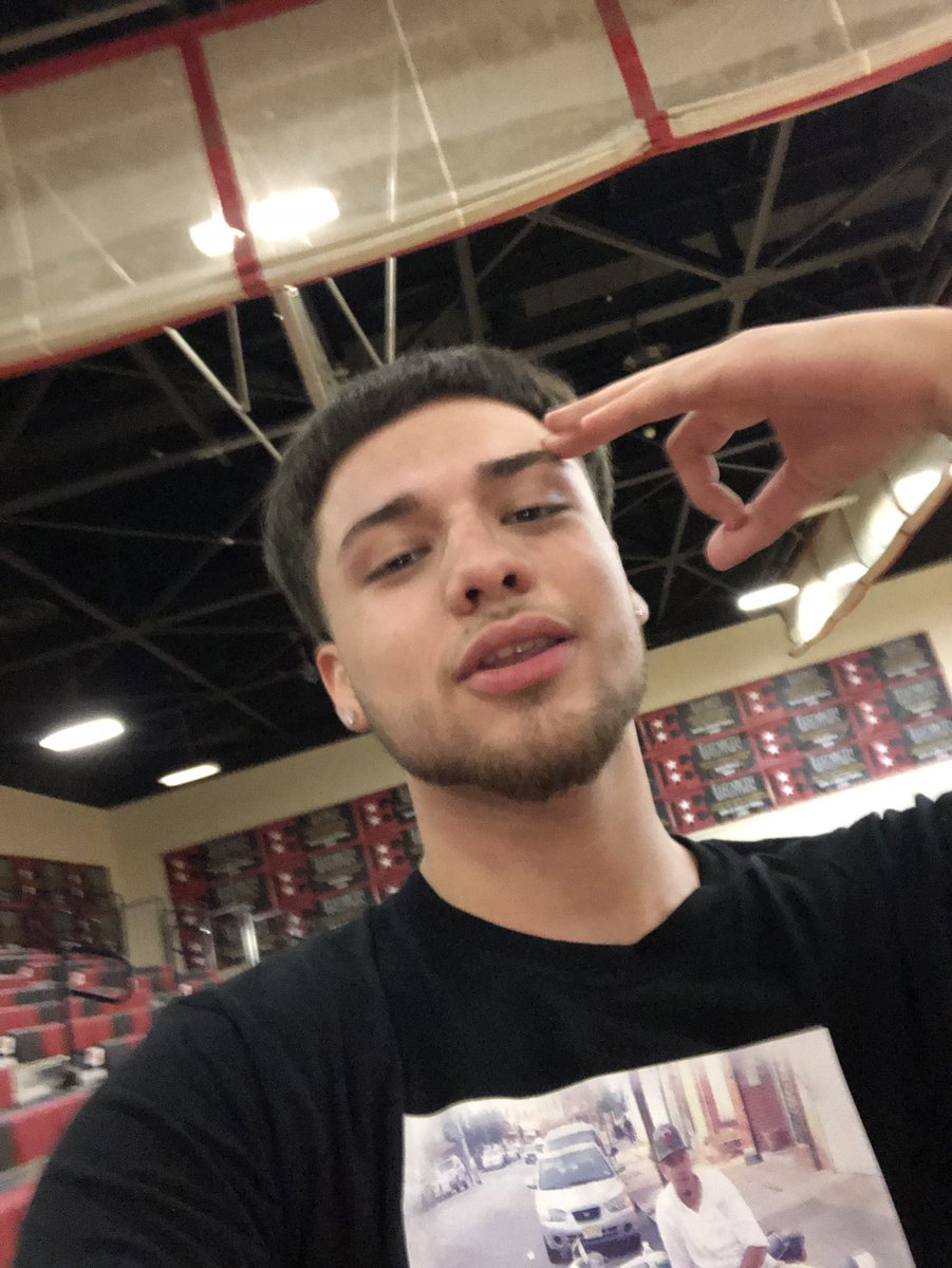 kalyfuh's tweet photo. #longlivecheech https://t.co/swptbp2mGO