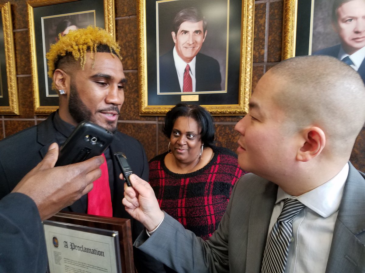 ProAmFightTalk's tweet image. @digital25 and @gene_wang interviews @Swift_JHurd after the unified #Jrmiddleweight champion received his Proclamation award from the Prince George's County Council #Boxing #boxingnews #boxingheads #boxingfans #championshipboxing #WBA #IBF #IBO