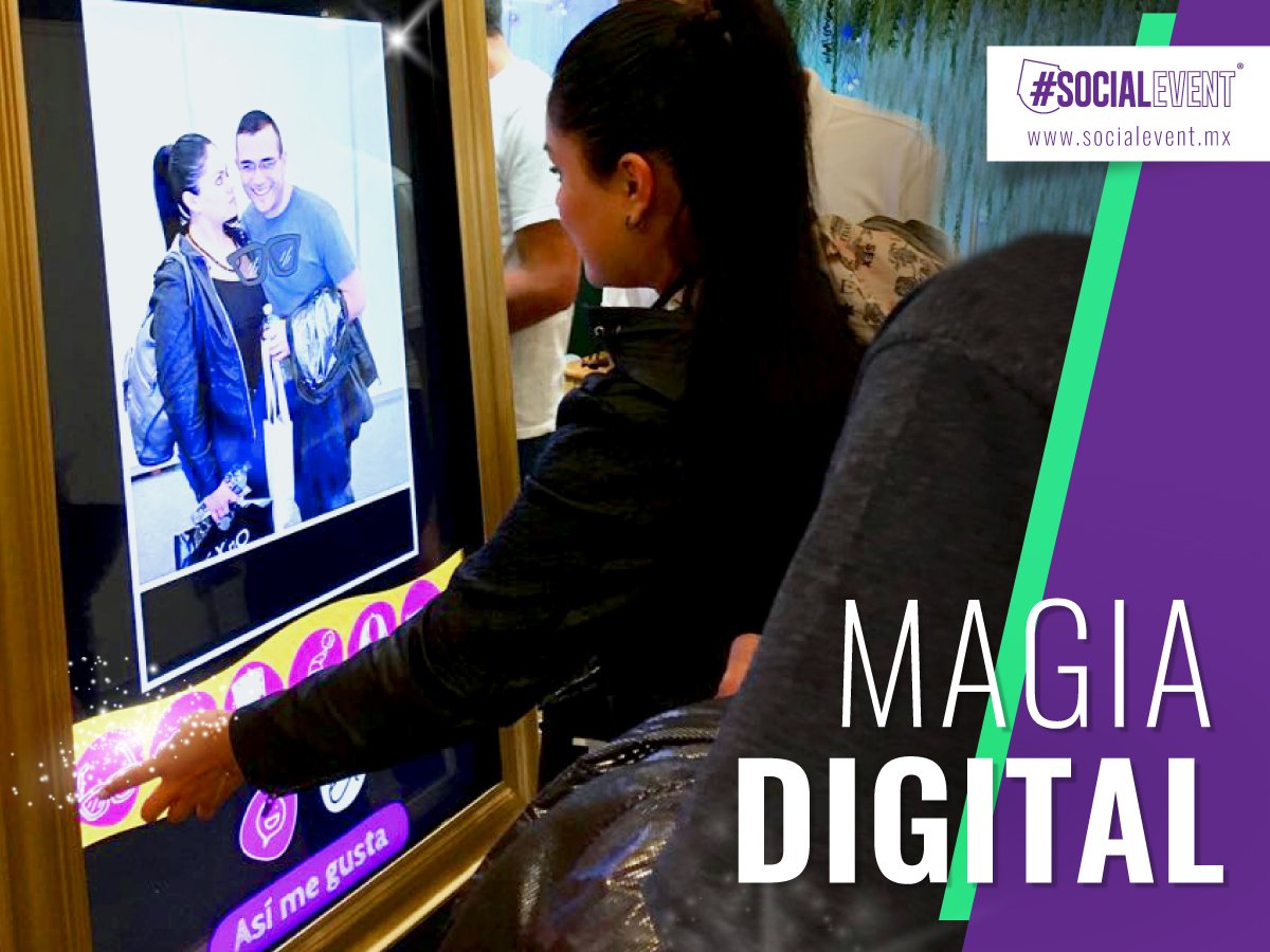 socialeventmx's tweet photo. Momentos más divertidos con los efectos de nuestro #magicmirror. Contrataciones a través de WhatsApp para eventos empresariales y sociales 55-39849310 
#SocialEvent #momentosmágicos #fotografía #foto #pic https://t.co/4Ay1CUtndH