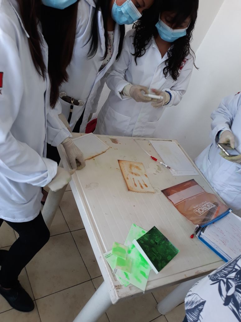 CDMXOR's tweet photo. #Alumnos_Criminalistica #2_Cuatrimestre en Prácticas de LOFOSCOPÍA Campus @CESCIJUC_NEZA #OrgulloCescijuc #YoSoyCescijuc #CESCIJUC https://t.co/qzp3We2mfy