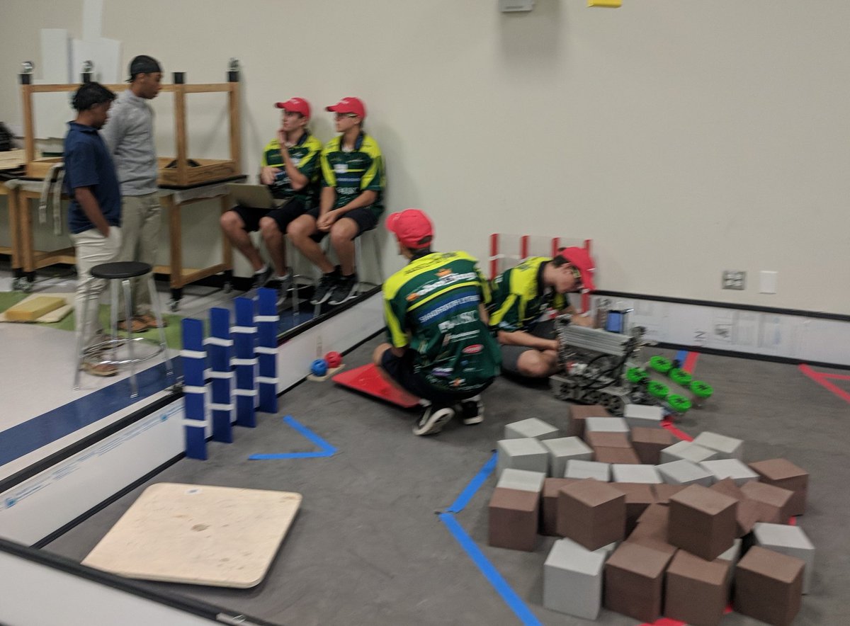 mlcparobotics's tweet photo. RoboKings, FTC team from Chancellor State College in Queensland, Australia, is in town for World Champs, and we invited them to our facility to practice! Congrats to our new friends from the other side of the world, and good luck this week! #omgrobots  #firstworldchamponship https://t.co/4jU4KM1NSQ