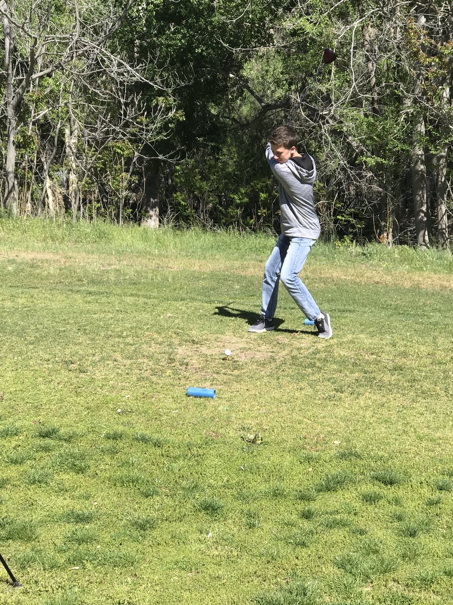 KVHSBroncs's tweet photo. KV Golf! Qualifying for our home tournament Wednesday. #KVHS #KVGolf https://t.co/QEDLMhK4Lo