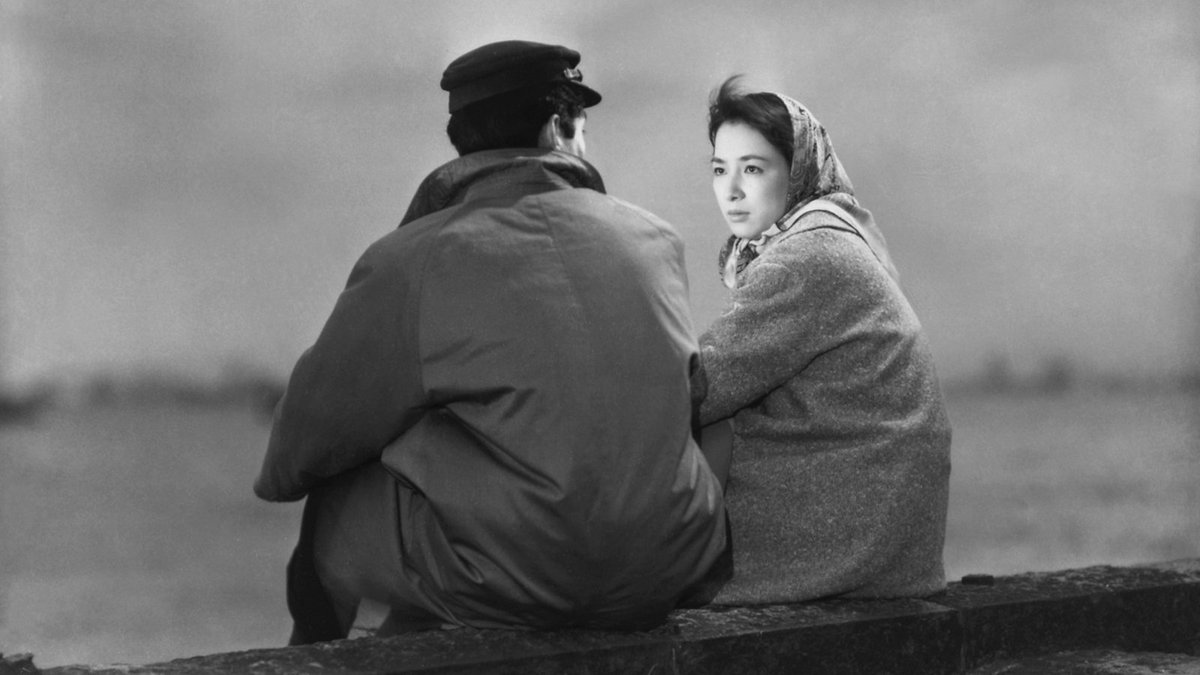 skischool2's tweet photo. Tôkyô boshoku (Tokyo Twilight, 1957) is a relatively dark drama from Yasujirô Ozu. This masterpiece bubbles with hidden tensions &amp; it is Ineko Arima's fiery performance that allows it stand out from other Ozu classics.
#Tokyo #Ozu #Japan #Cinema #Masterpiece #dvd https://t.co/cRPBIhiceb