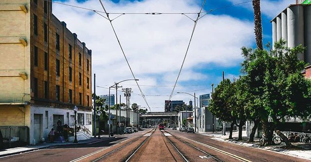 KillcRey's tweet image. My photography style is lines. You know, cause the simulation and stuff. #itsnotreal.
.
.
📸killcrey.com

#failingFORWARD
#theFRESHstate
#fullyRAISED
#doWAYmore
#HIPHOP ift.tt/2EUlgzP