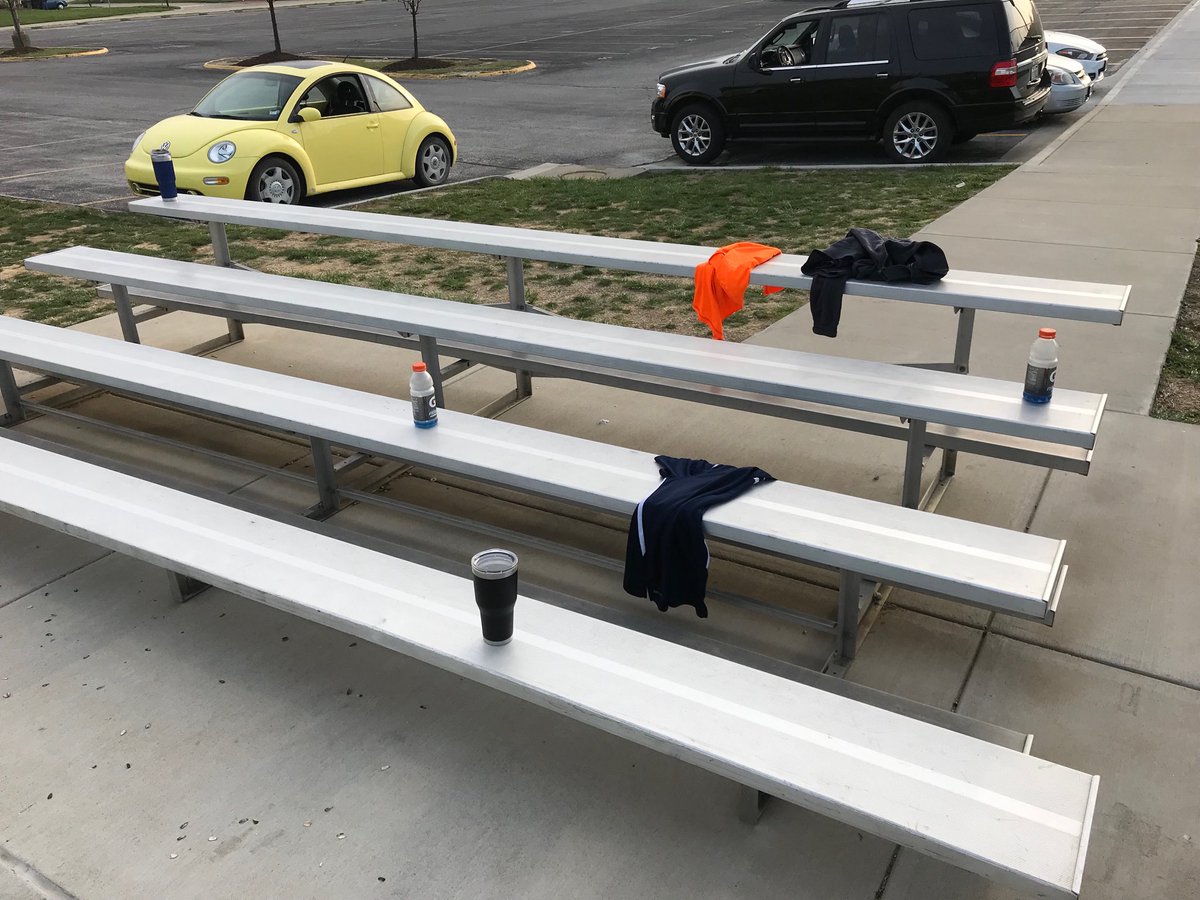 Coach_Boling's tweet image. Who’s ready for practice Thursday?!?!? #timetorun