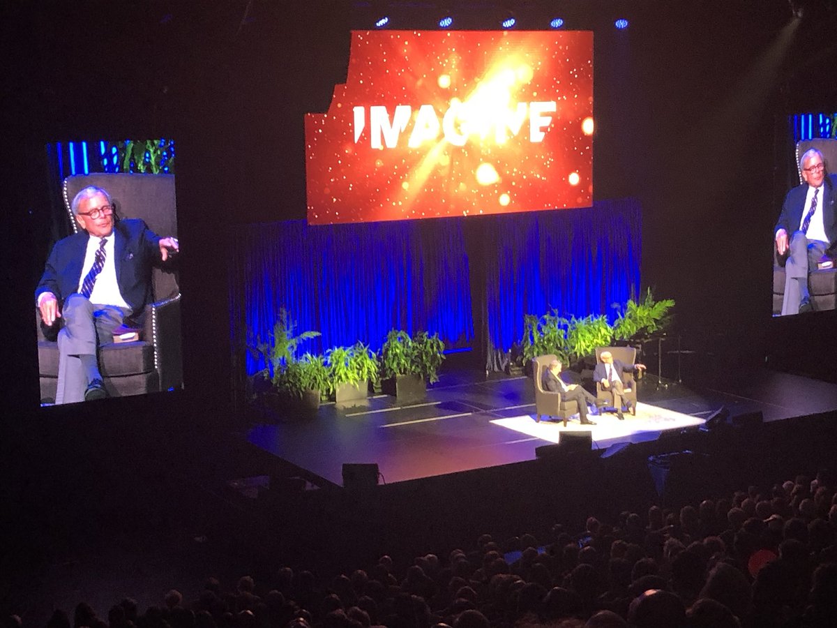 lipscomb's tweet photo. President Lowry and journalist @tombrokaw are speaking to our attentive guests right now! #LipscombImagine https://t.co/suEX4Ws7he