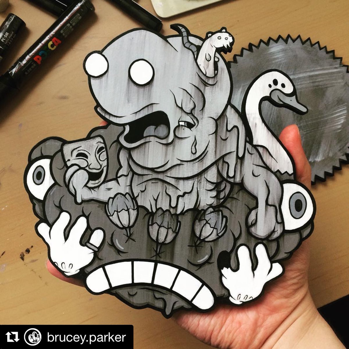 2bemad's tweet photo. @brucey.parker doing his thing
.  .  .
#drivenbymadness #dbm #urgetocreate #needtocreate #creativeprocess #creativeminds #creatives #artists #artcollective #artwork #drawing #painting #RUmad #bruceyart #bruceparker https://t.co/aheit02yer