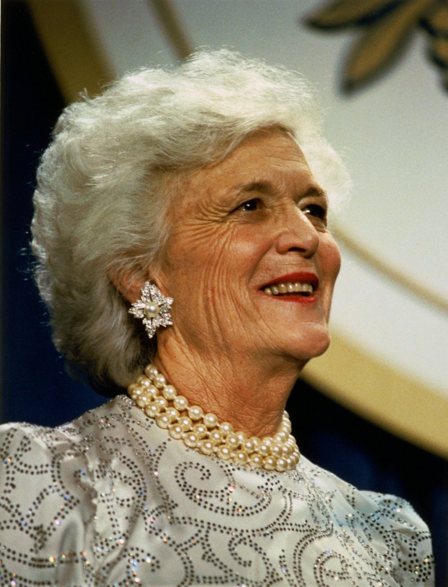 DanielGoddard's tweet photo. Whether you are a #Democrat or a #Republican you can’t deny that the world just lost another great lady. #RIPBarbaraBush https://t.co/sbkROHi8Jq