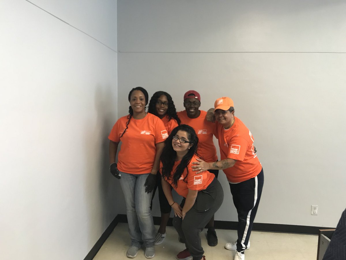 nadeneroseHD's tweet photo. #store6310 - just look at that wall and vinyl baseboard! The pictures say it all - great job!  @TeamDepot #d266 @Crippen1026 https://t.co/fh8oFhBMIH