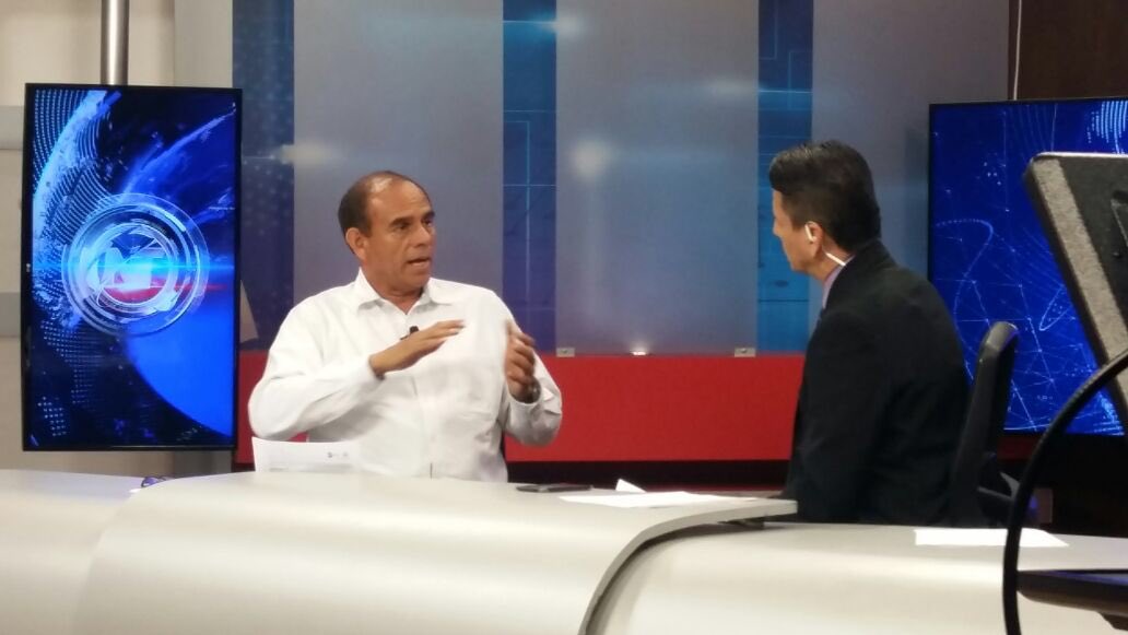 Dr. Vicente Solis tweet media