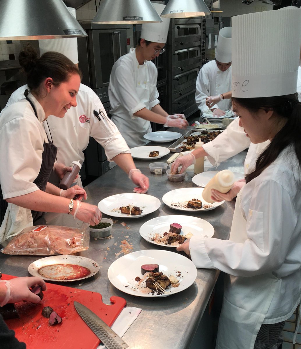 CornellSHA's tweet photo. Master Sommelier and owner of FLX Hospitality, @sommelierbates, #CornellSHA '03, and students in the Epicurean Society prepared an incredible 5-course meal with paired wines for faculty, staff, and students 🍽🍷
@FLXtable https://t.co/qMGPVclSfl