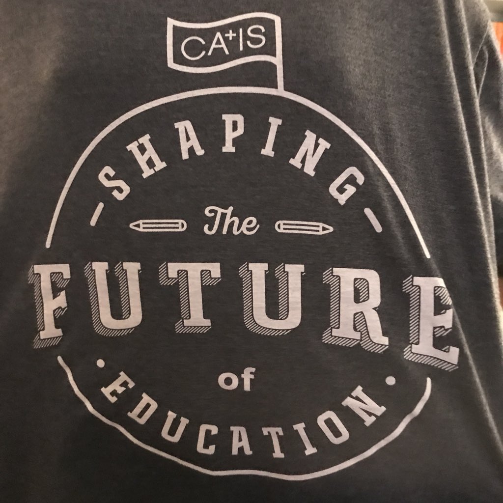 LakefieldCS's tweet image. Thank you to @pgmacd, @CAIS_Schools, the organizing committee, Jean David, @ewanmcintosh, @NoTosh and all the speakers for an inspiring and informative three days in Montreal at the #CAISNLC conference!