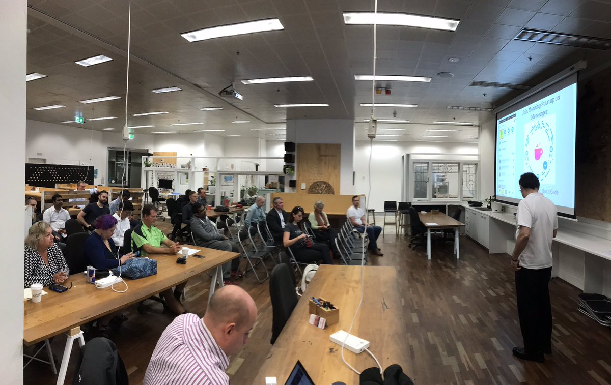 Chatting about chatbots with <a href="/HiltonDavidow/">Hilton Davidow</a> <a href="/space3ed/">Spacecubed</a> #startupperth