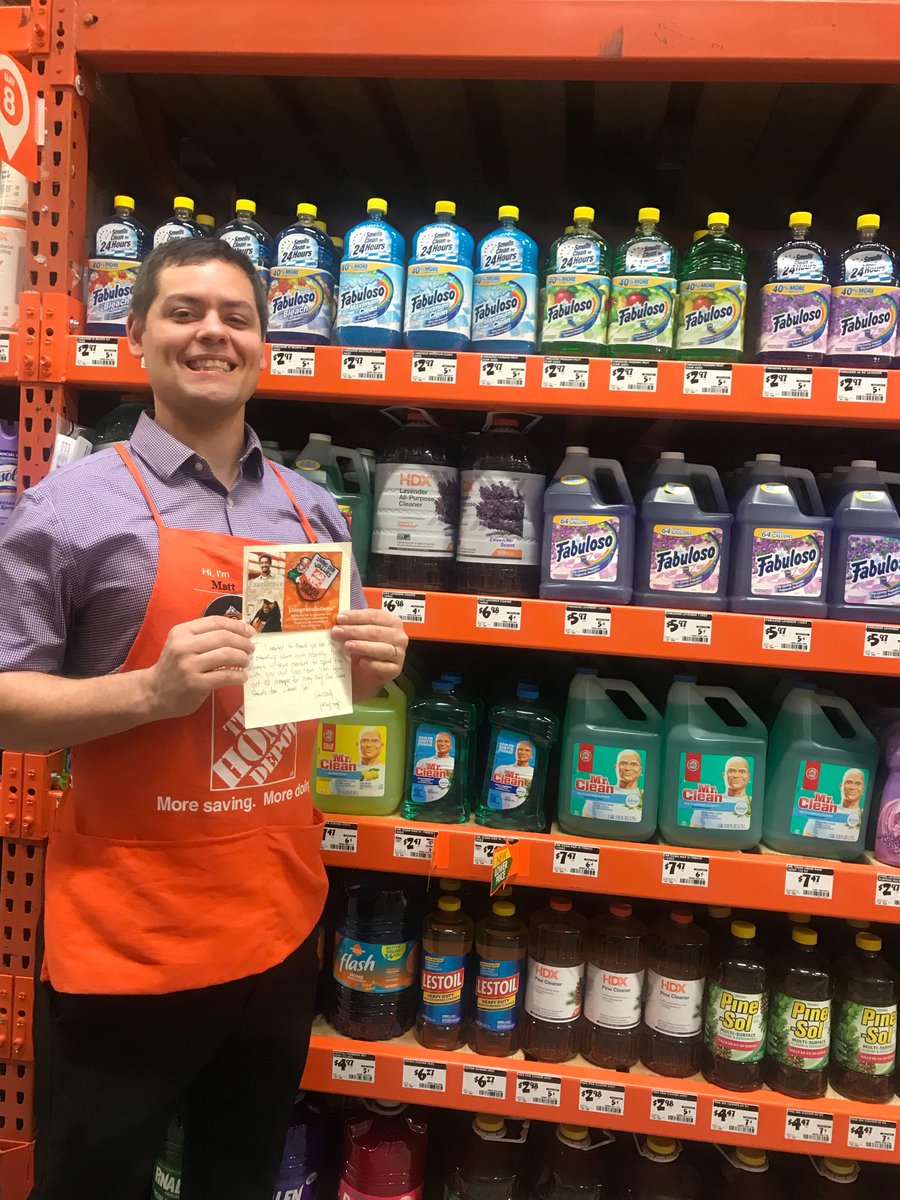 TaraTuckerTHD's tweet photo. Great job Matt Regan!  Recognized by @JStorrs91 for a awesome business walk. 🙌 https://t.co/hZkS9kNTdN