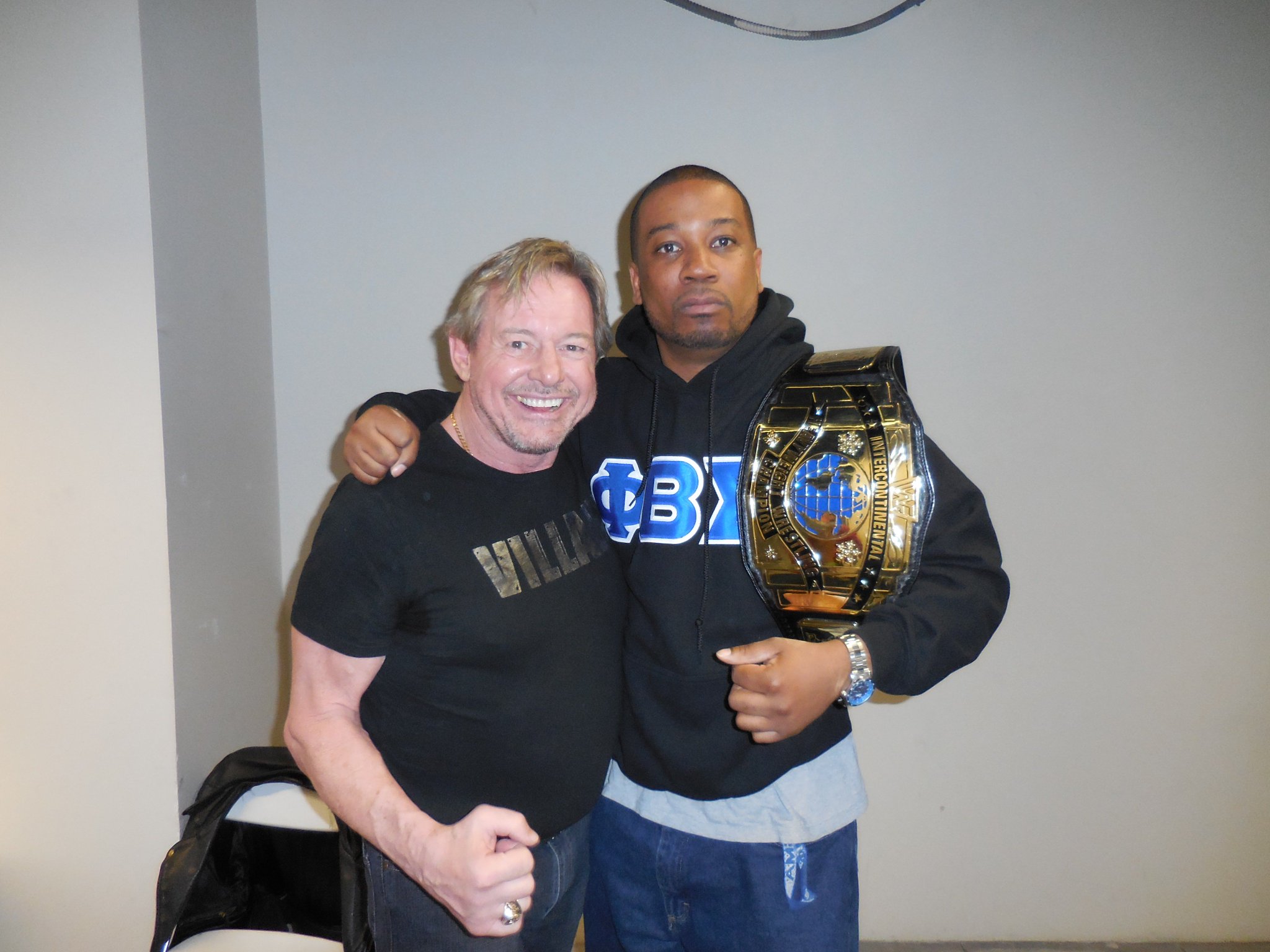 Happy Birthday Roddy Piper . He made being a heel cool. 