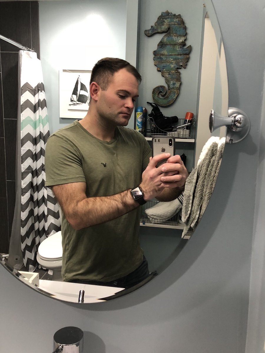 scottyoh91's tweet photo. March 11 | April 17
Down 9 lbs. Setting goals &amp; achieving them! #fitness #FitnessMotivation #FitnessGoals https://t.co/7AriNOWl5n