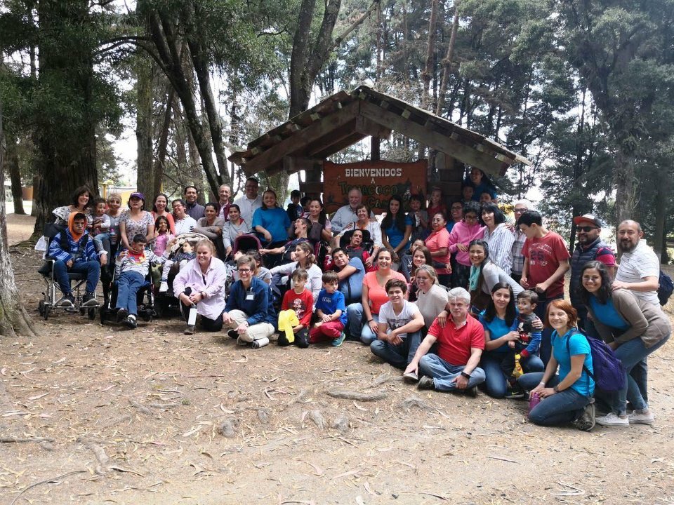 CATICMEXICO's tweet photo. 2o Campamento Catic TOMACOCO: todo un éxito!!!
Gracias a la Dra. Karen Erickson y a la Dra. Lori Geist por participar! https://t.co/P6uH9S22yd