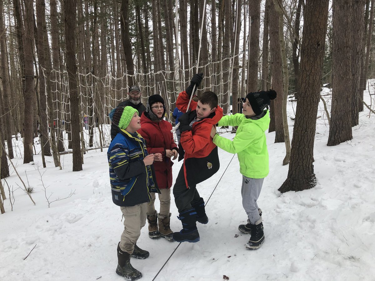 samwilkinson567's tweet photo. Sharing our talents and enjoying our Muskoka Woods experience! @stjoesportelgin @osstmarys https://t.co/cOHviYXtaW