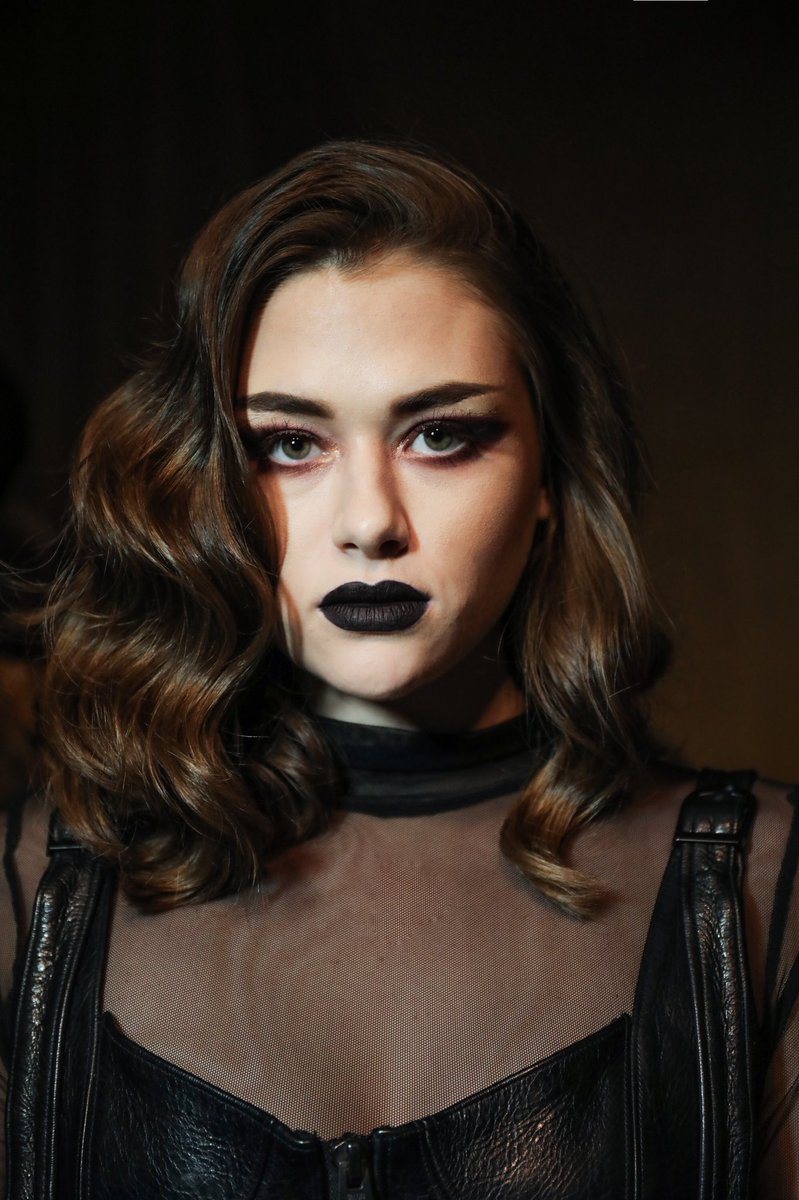 Our product #beautyqueen is on our website for sale please go take a look if you want your hair looking amazing!!!!!!! <a href="/voguemagazine/">Vogue Magazine</a> <a href="/glamour_fashion/">Glamour Fashion</a> <a href="/Fashionista_com/">Fashionista.com</a> #model #BREAKING #BeastFromTheEast