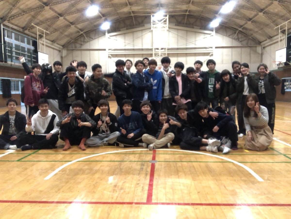 princeofbee801's tweet photo. 昨日は今年度最初の活動日でした🏀

新入生のみなさん、参加してくれてありがとうございます😊
明日も同じく19時から舘中学校で練習があるのでみなさんの参加をお待ちしております⛹️⛹️‍♀️
少しでも気になる方、なにか質問がある方は遠慮なくご連絡ください😎👍 https://t.co/ZjQzkEIoU2