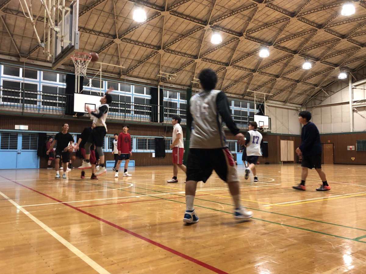 princeofbee801's tweet photo. 昨日は今年度最初の活動日でした🏀

新入生のみなさん、参加してくれてありがとうございます😊
明日も同じく19時から舘中学校で練習があるのでみなさんの参加をお待ちしております⛹️⛹️‍♀️
少しでも気になる方、なにか質問がある方は遠慮なくご連絡ください😎👍 https://t.co/ZjQzkEIoU2
