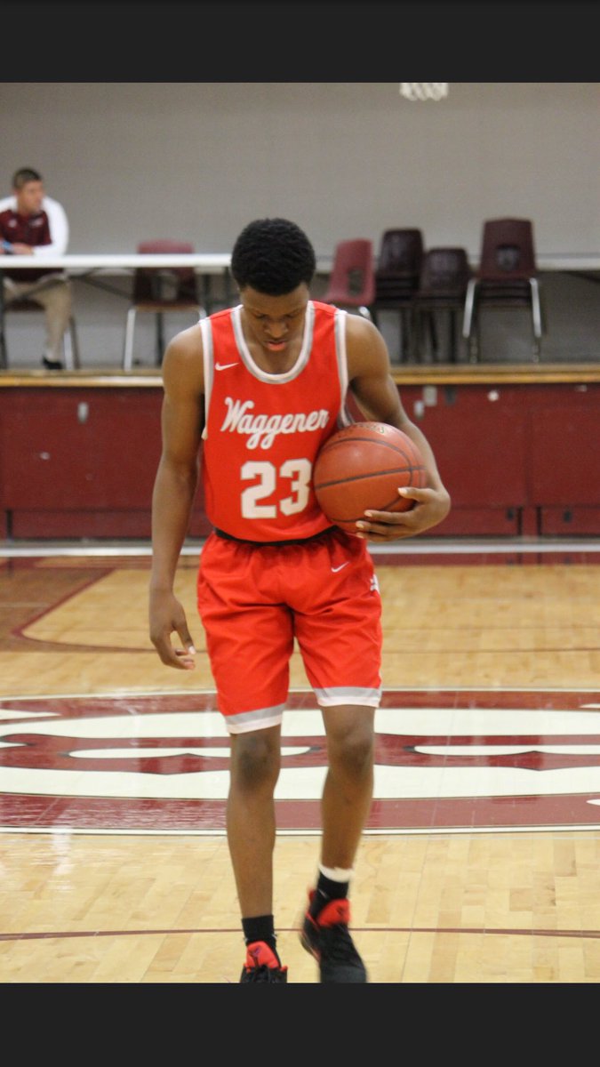 LouisvilleSpart's tweet image. SpartanNation would like to welcome @TeamHendricks23 to the family!! Great addition and we are very excited to have him! #developmentiskey #welcometothebrotherhood #letsgetit