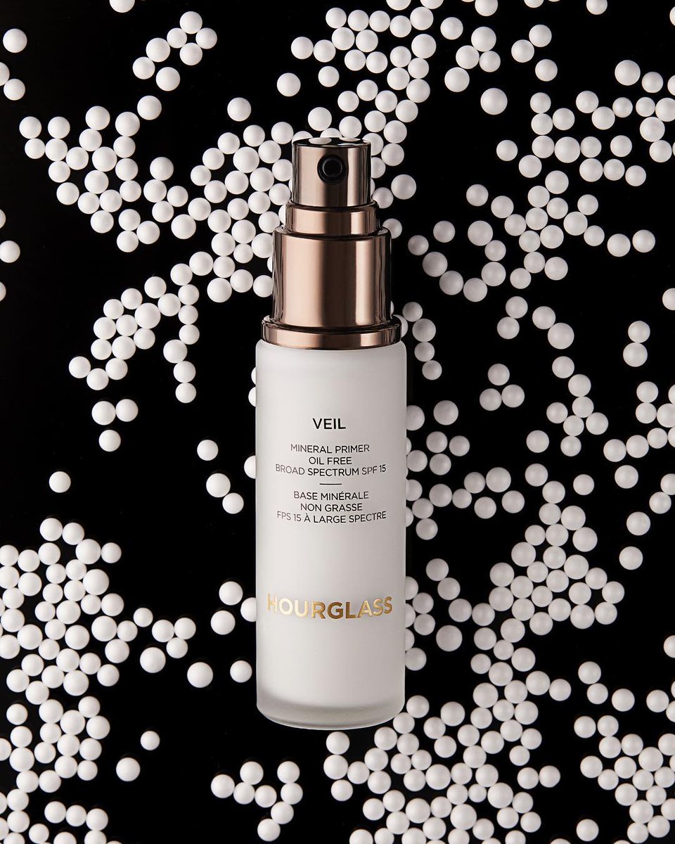 HourglassMakeup's tweet photo. To celebrate the 10th anniversary of our award-winning #VeilMineralPrimer, we’re gifting 10 lucky winners a year’s supply ($150 value) of this game-changing product. 
Head to our Instagram for the details on how to enter.
#MagicOfVeil #crueltyfree #vegan #hourglasscosmetics https://t.co/gwHF4GzX71