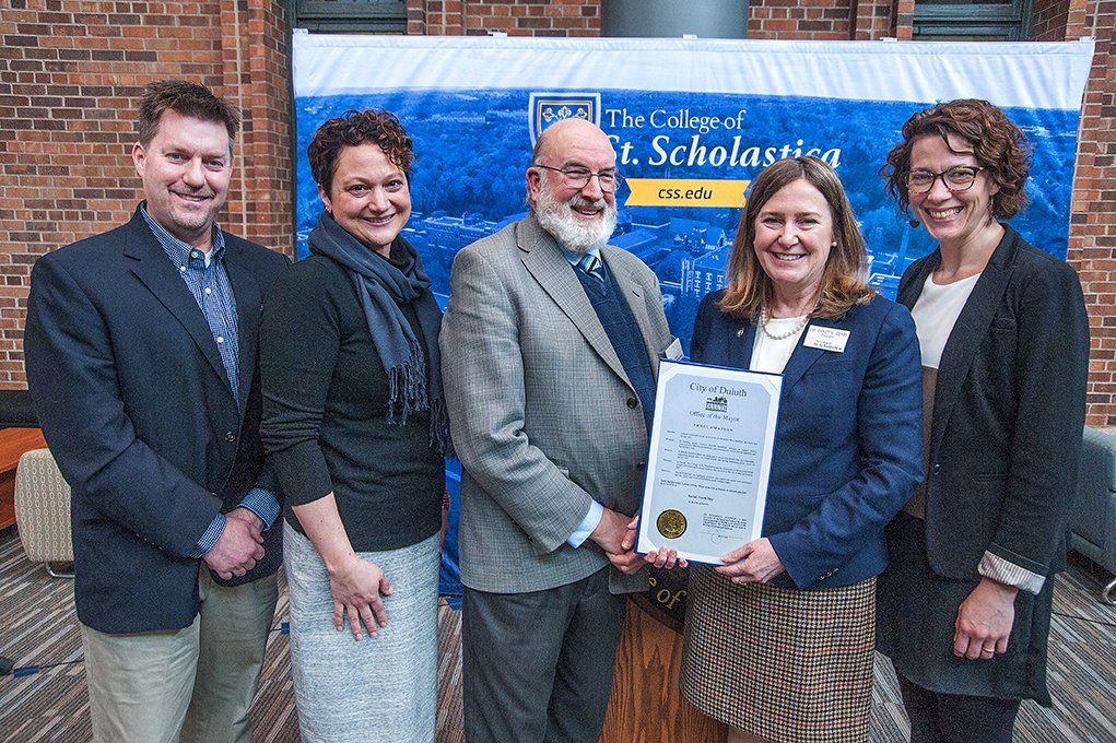 Colette Geary (colette_geary) Twitter