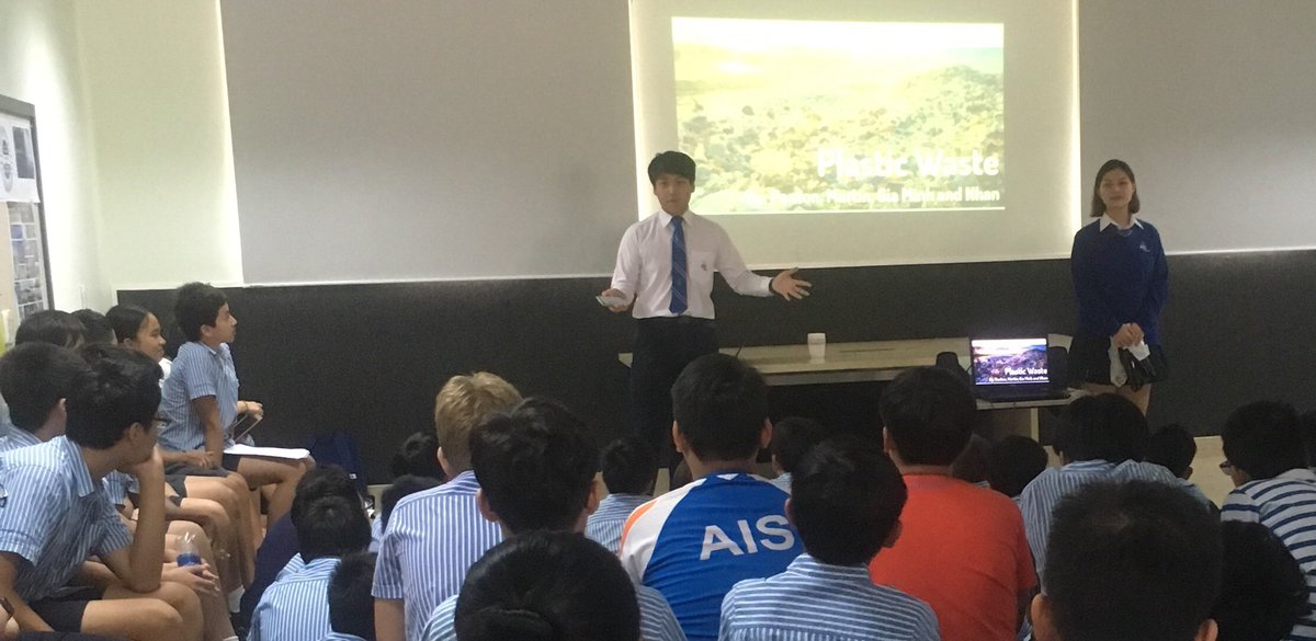 elsker72's tweet photo. Yr 8 schooling their peers on ways to reduce their impact on the environment #plasticwaste #refusethestraw #oceanconservation #AIS https://t.co/VnwyxnVU7V