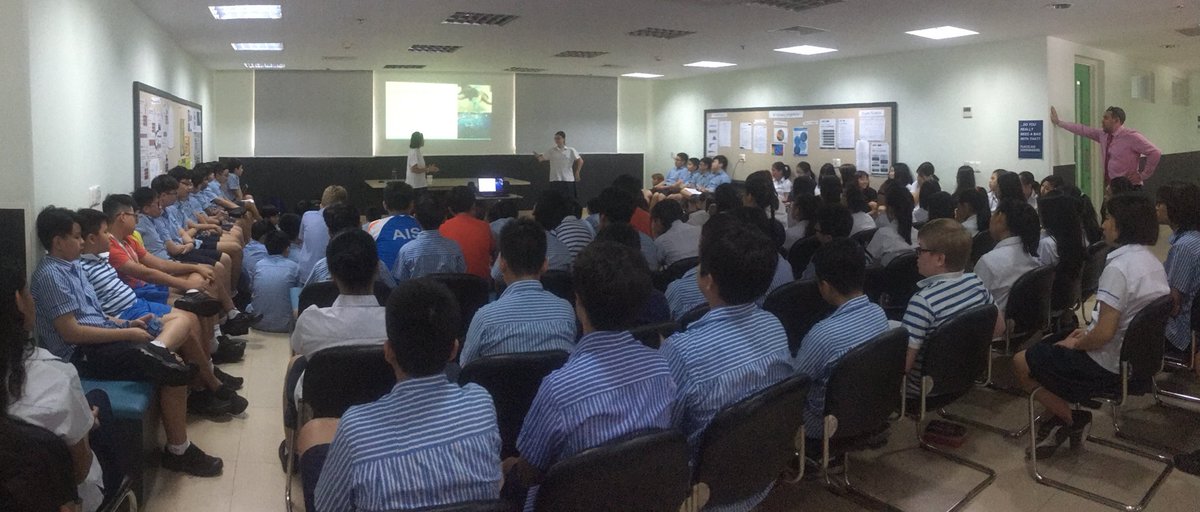 elsker72's tweet photo. Yr 8 schooling their peers on ways to reduce their impact on the environment #plasticwaste #refusethestraw #oceanconservation #AIS https://t.co/VnwyxnVU7V