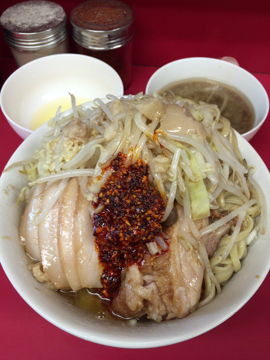 真柴裕樹 ラーメン二郎千住大橋駅前店 小豚ダブルss 全部 ラー油 ネギ油 生卵 やっと食べられたsirusute 麺のデロモチ感が際立って 千住の麺が好きな人には堪んないやつ スープ付きで普通のラーメンの感じも楽しめて 薄切り超トロ豚飲める 1010最高です 真柴裕樹 ラーメン二郎千住大橋駅前店 小豚ダブルss 全部 ラー油 ネギ油 生卵 やっと食べられたsirusute 麺のデロモチ感が際立って 千住の麺が好きな人には堪んないやつ スープ付きで普通のラーメンの感じも楽しめて 薄切り超トロ豚飲める 1010最高です