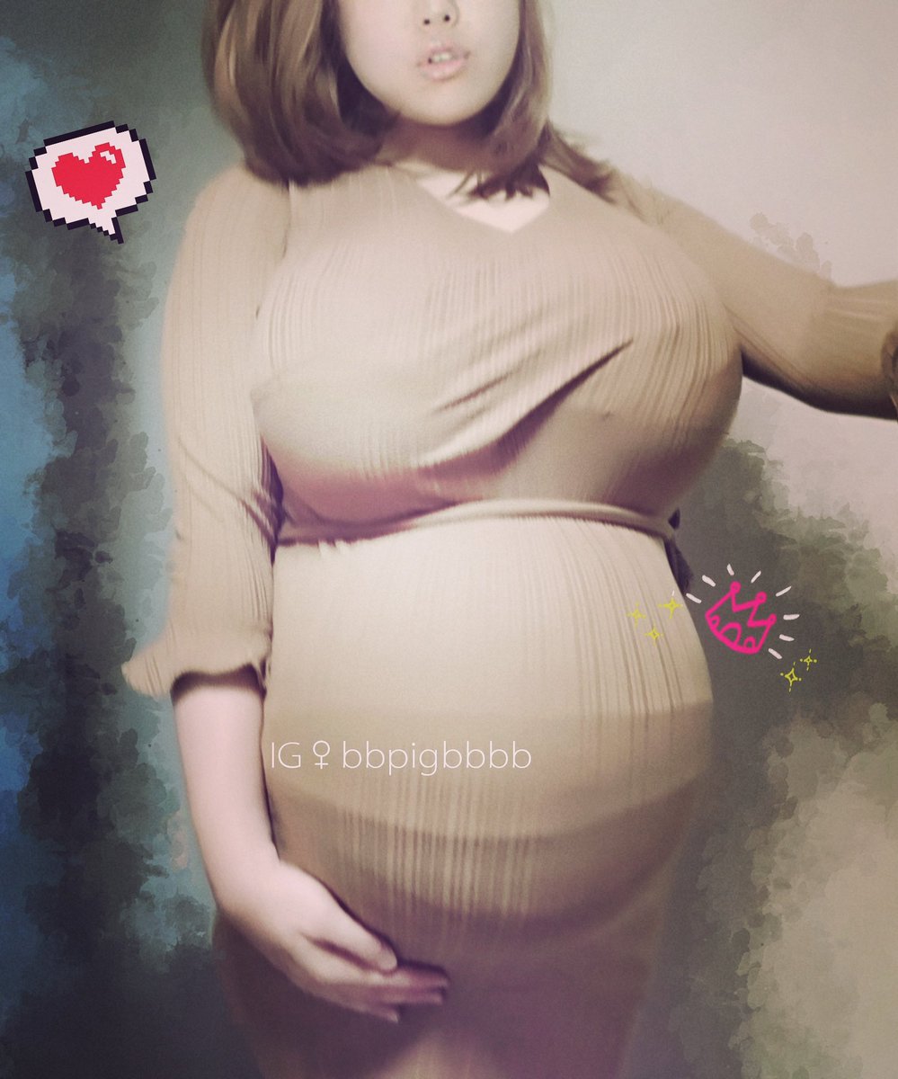 拜託。。
照片是同一天拍的
不過分批貼出來
不要再問“你同一件衫有很多件嗎”，或是“你只有一件內衣嗎”，好嗎？
笑得太厲害肚子會抽痛的。。 https://t.co/ylH1de4HE3
