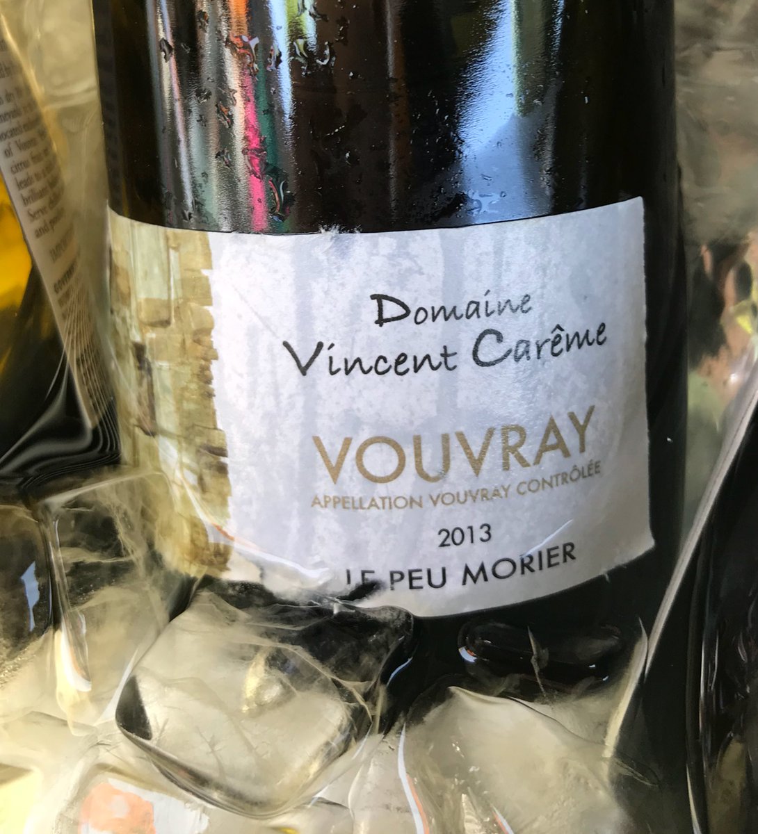 MyVinoRules's tweet photo. The perfect Spring day in Houston for @LoireValleyWine tasting event #springtoloire #loirelovers @VincentCareme #cheninblanc #LePeuMorier https://t.co/OL5Ltut4sS