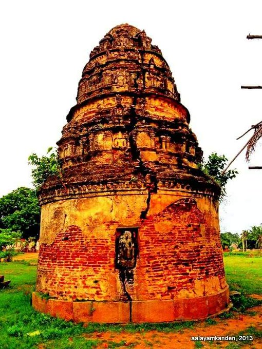 View image on Twitter