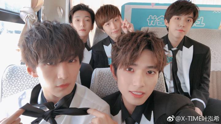 XTIME_HongXi's tweet photo. 立信会计金融学院我们来了😆
#XTIME高校快闪 https://t.co/RdIAY8Eanf