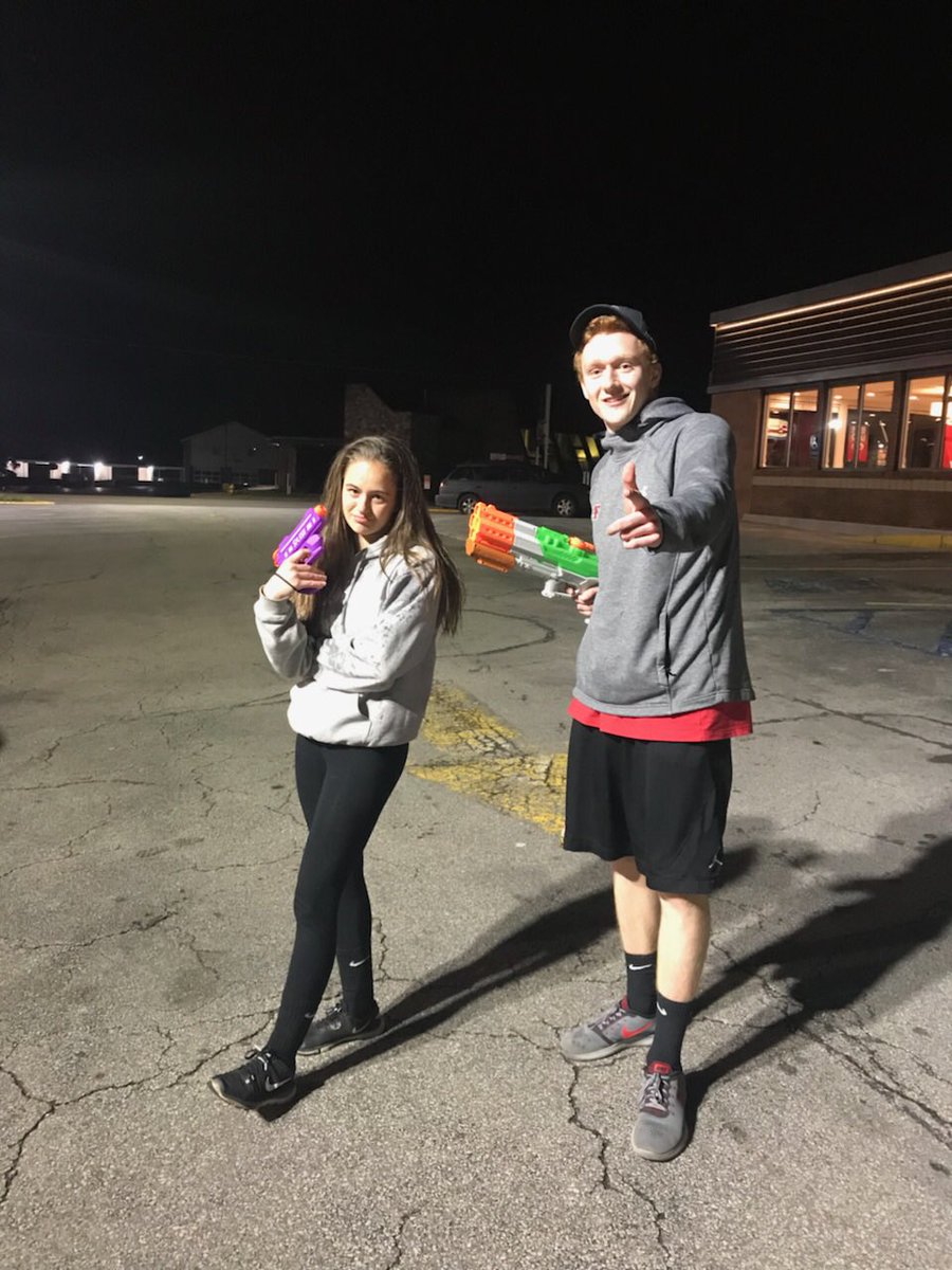 Hazardzzzz's tweet photo. @EF_Assassins @hydro_duo LETS GOOOO #wehavethebettermartik https://t.co/AdLgav1r9V