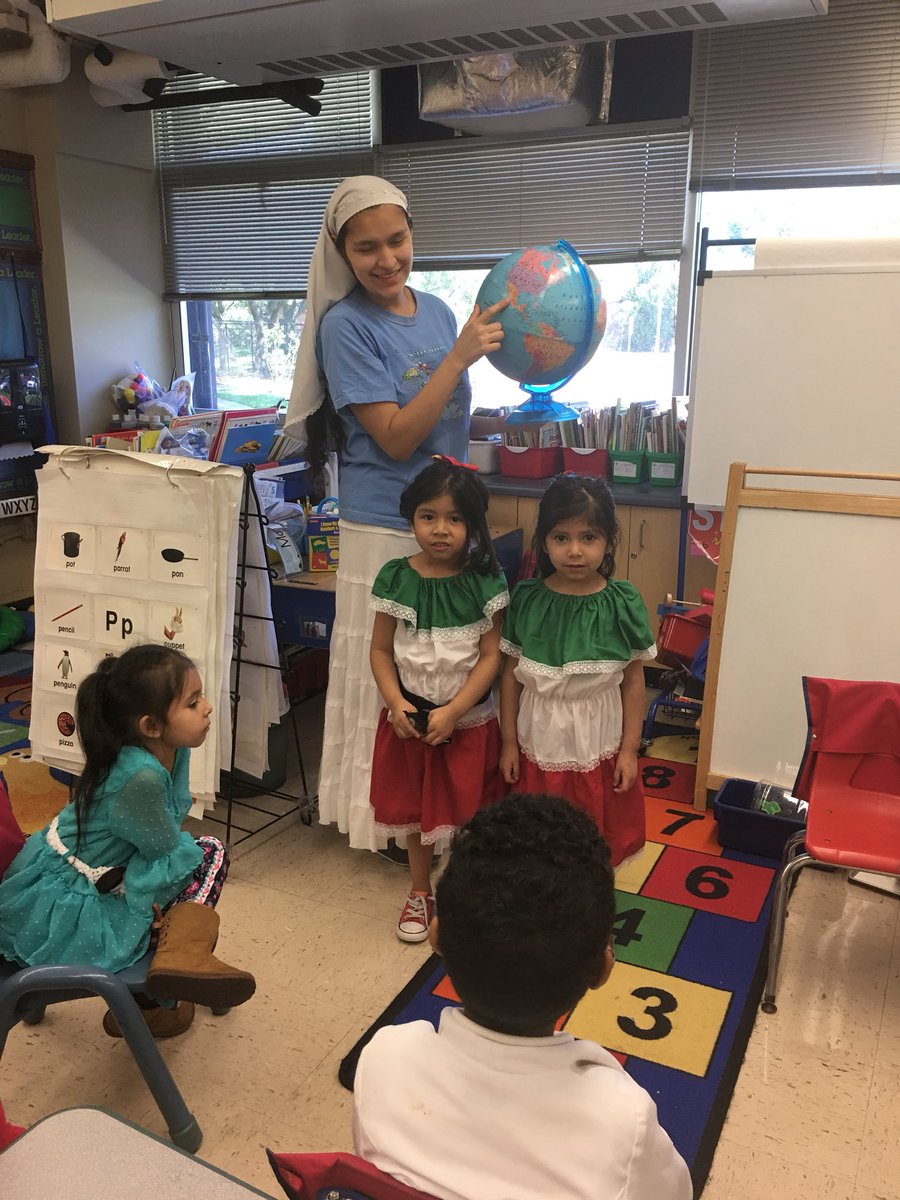 SarwatYasin1's tweet photo. Ms. Torres and I working collaboratively to encourage our students in sharing their excitement about their native clothes with their classmates. https://t.co/fCrJ0uZOfQ