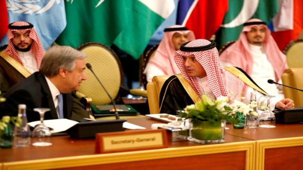 teleSURtv's tweet photo. #AtaqueASiria | Arabia Saudita planea enviar tropas para atacar a #Siria https://t.co/Xe3wPKXq90 https://t.co/YIjWNleWUD