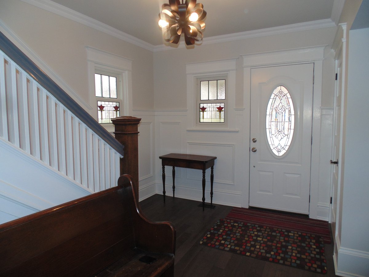 New Image Decor Twitterissa Throughout The Main Floor Of This