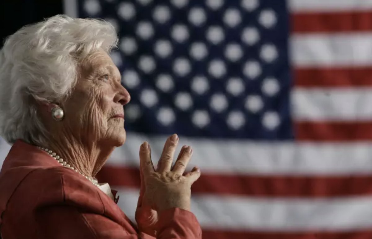 CloydRivers's tweet photo. Heaven needed a First Lady, so they called up Barbara Bush.
RIP Mrs. Bush. Merica. https://t.co/OsUQAcztWj