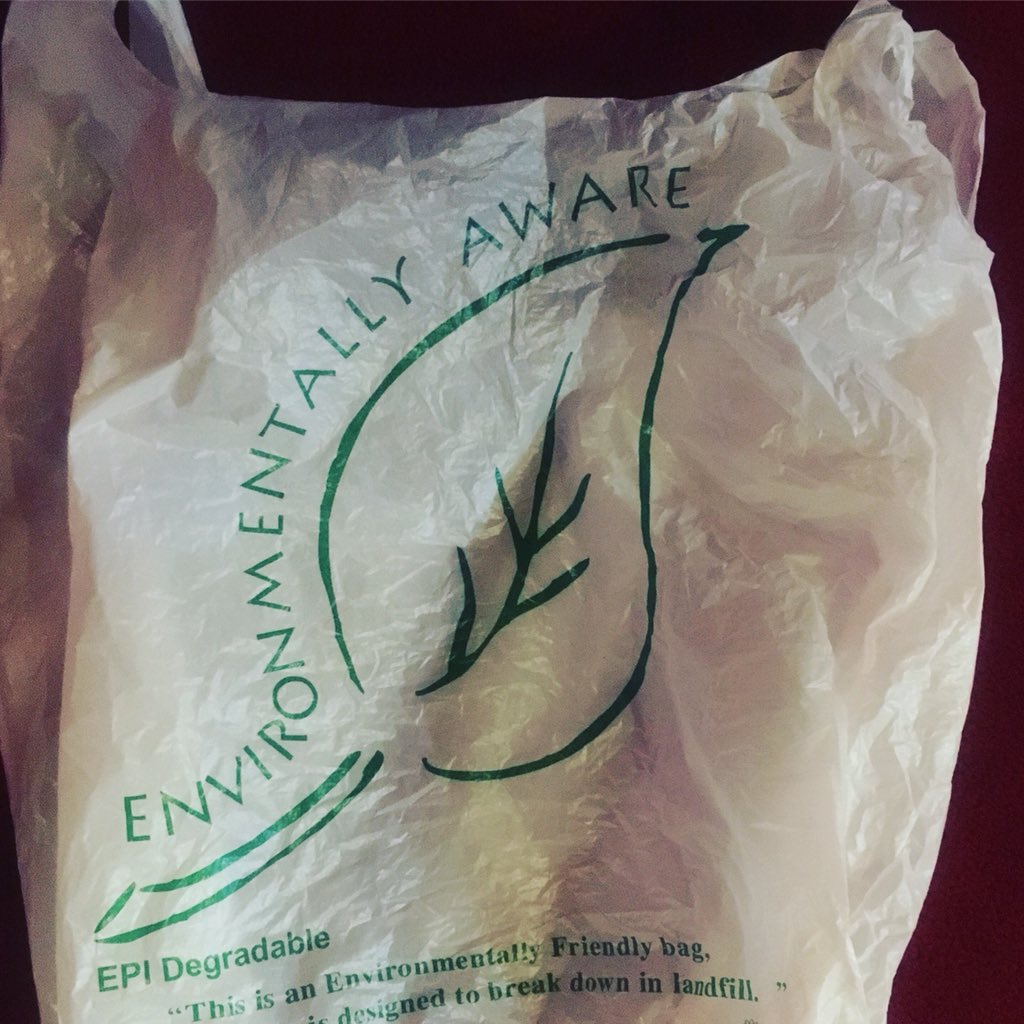 PlasticFreeJuly's tweet photo. Good news, the lightweight plastic bag ban in Western Australia commencing on 1 July 2018 includes a ban on lightweight degradable, biodegradable and compostable plastic bags! Now it’s time to remember to #byobag! https://t.co/H696wFJg3P