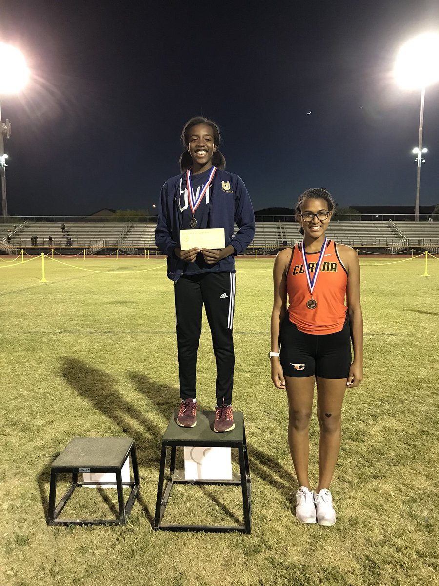 CityTrack_TUHSD's tweet photo. Girls High Jump! https://t.co/MBLI6uR6DP