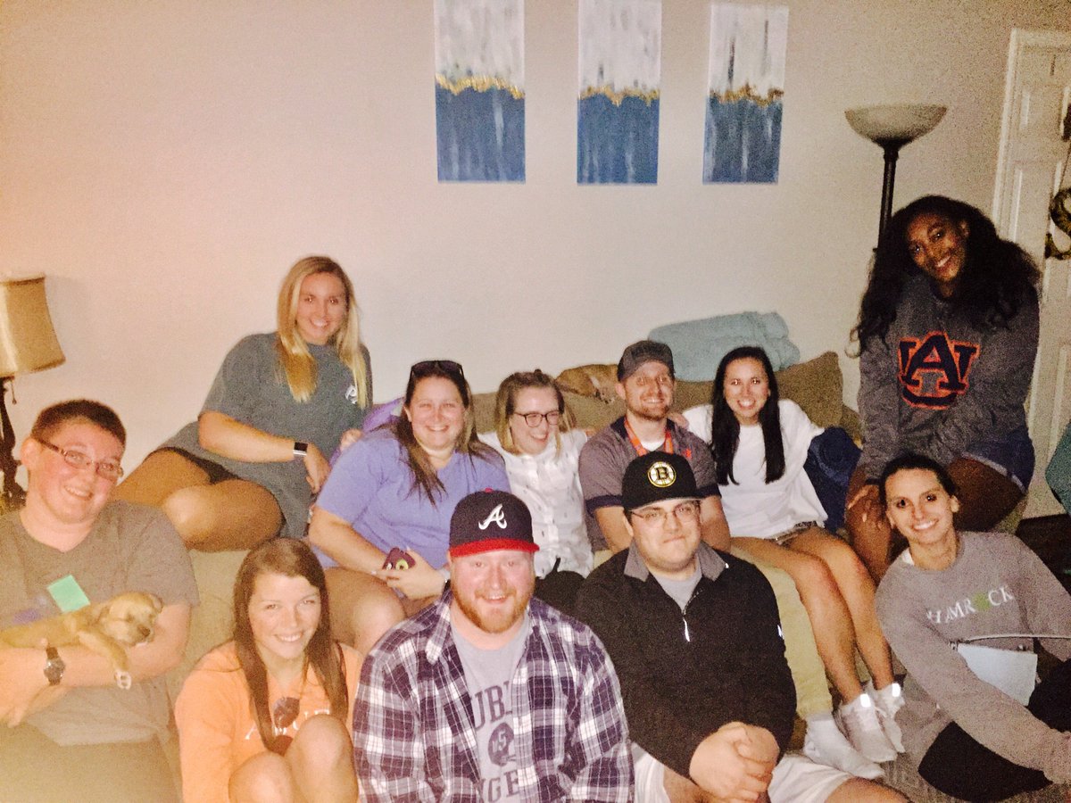 anabeljonesau's tweet photo. When we don't have class, we still hangout #auburnela https://t.co/C8yfE7Jd8S