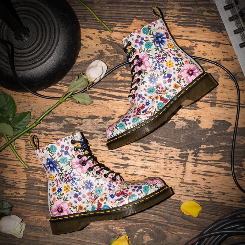 OnlineShop_AZ's tweet photo. Go with the flow-er. Our new Wanderlust 1460 boots are just the thing to wear to brighten up your day. https://t.co/36vmei3xXw https://t.co/MjsPVDWeuy
