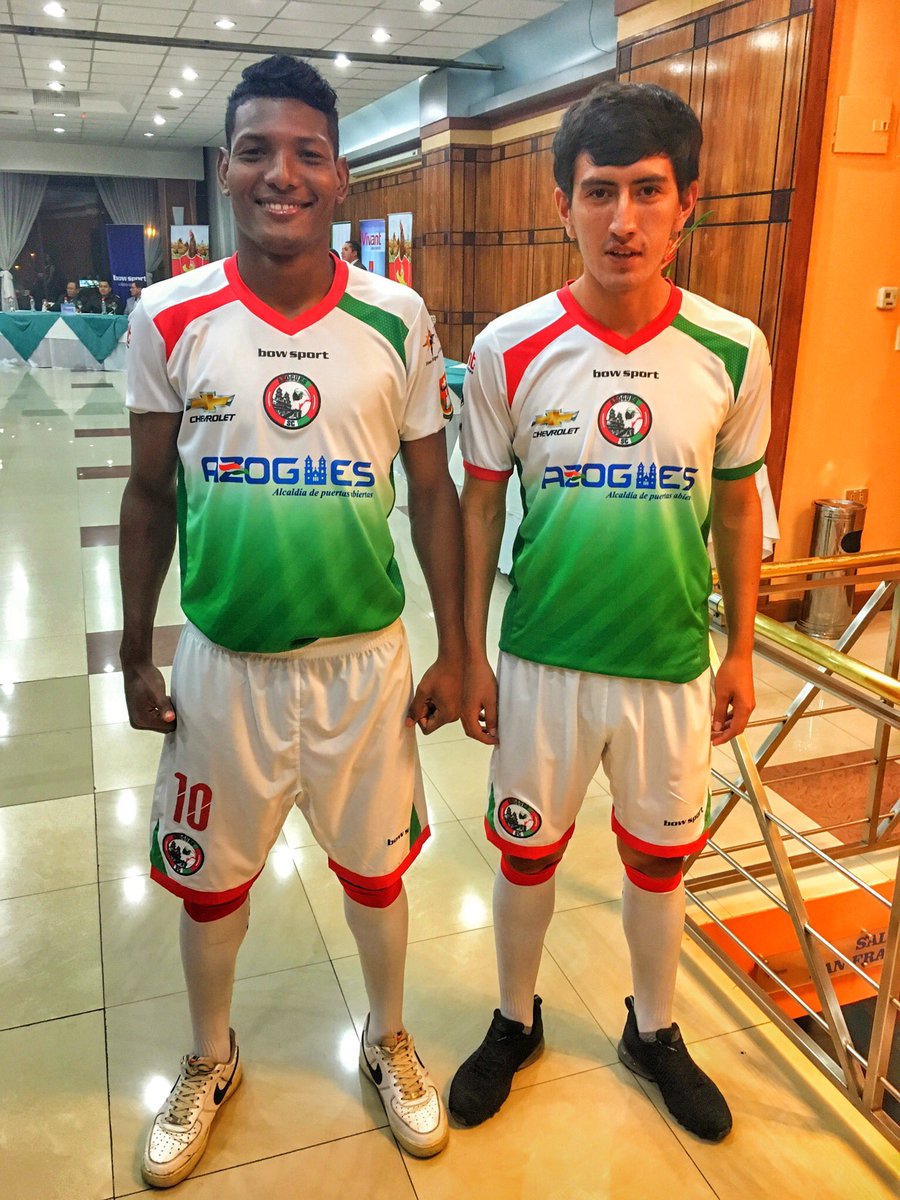Azogues_SC's tweet photo. Nuestra Piel Oficial!! #elnuevoazogues #azogues #azoguessportingclub #azoguessc https://t.co/iVCmscEnwX